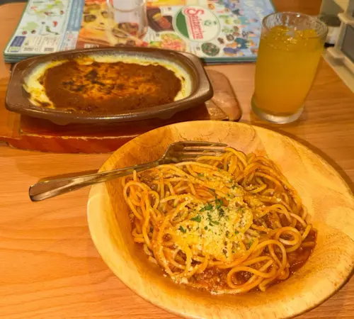 若鶏のディアボラ風とミラノ風ドリア、ドリンクバーのボリュームセット