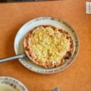 たっぷりコーンのピザ